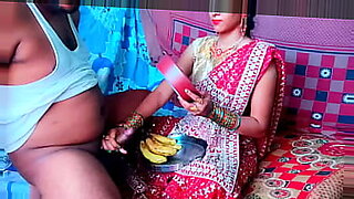 ladki-roti-rahi-log-chodte-rahe