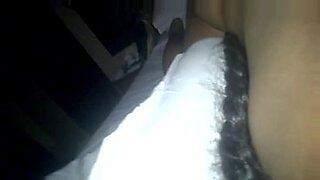 stepbrother-shares-his-room-to-step-sis