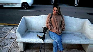 bootylicious-stepmother-blowing-before-riding-dick