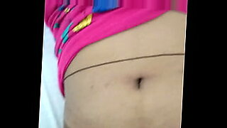 අම්මට-ඕකන-විදිය-පුතා-බලන්
