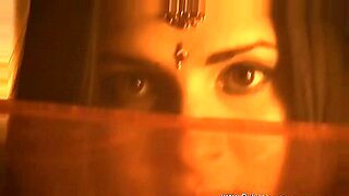 indian-theif-fucking-housewife