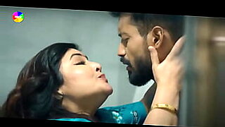 सनी-लियोनxxx