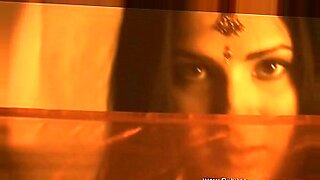 hiding-with-a-girl-with-english-subtitle