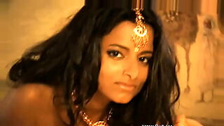 solo-ebony-stripper