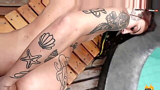 nena-e-re-gruaja-ose-motra-seksi-me-cohardcore