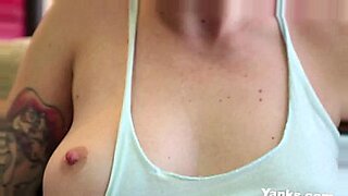 flashing-cock-in-public-for-stranger