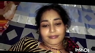 indian-doggy-aunty
