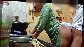 indian-hot-young-girl-suhagrat