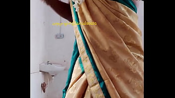 sunny leoni teasing in red saree hottest full video in hindi