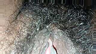 a-woman-splitting-urine-of-a-man