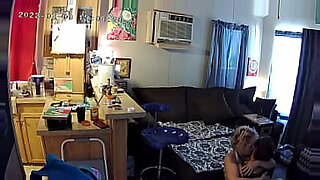 dad-excited-see-nude-daughter