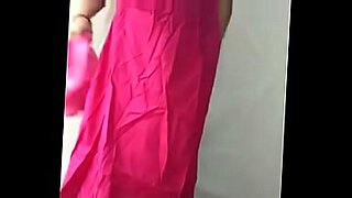 step-mom-moaning-in-hindi