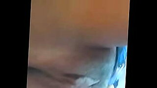 سكس-يستغل-غياب-اهل