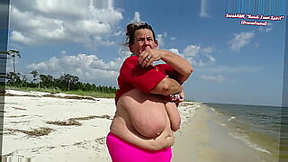 fucking-friend-mom-infront-of-him