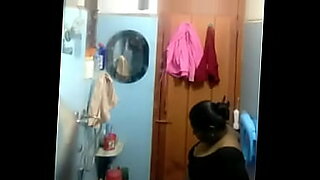 tiger-xxx-grils-video-fingers