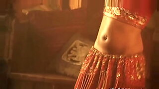 my-mom-begs-me-to-fuck
