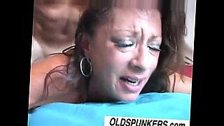 nao_mi_-mia_mei-dildo-fuck