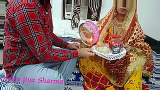kya-kar-rahe-ho-video-bnao-thik-se-ungli-mat-karyio