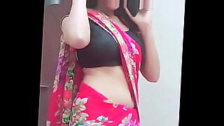 dance-neked-in-the-club