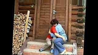 ঘুমানোর-সময়-জোর-করে-xxx-করা-ভ