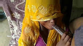 woman-getting-the-finger-in-the-penis-hole