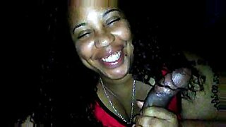 baby-and-mom-booles-milk-video