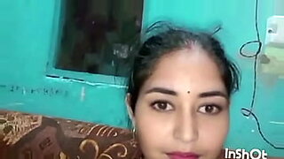 fuck-his-step-daughter-in-a-present-of-mother