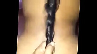 he-mede-me-squirt-in-private-video-room
