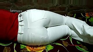 xxx-bra-bra-tamil-video-milk