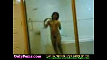 amateur couple get naughty in the shower