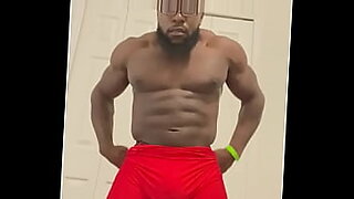 الممثل-الإباحية-ريم-المكاحيل