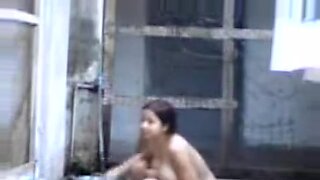 indian women bathing nude naked in ganga river