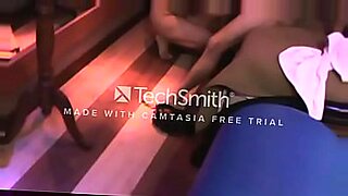 modelo-colombiana-orgasmo