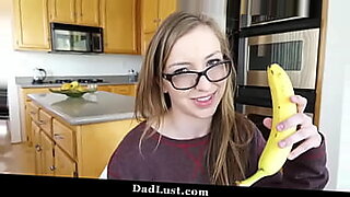 direclive-stream-lesbian-teen-breast-sucking