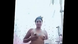 ibu-tua-vcs-whatsapp
