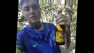 he-mede-me-squirt-in-private-video-room
