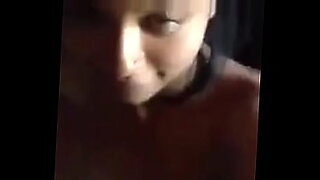 neighbor-tricks-teens-to-massage-her-ass