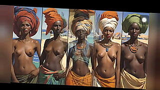 kamangyan-pinay-naliligo