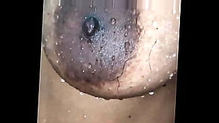ಸಣ್ಣ-ಮಗ-ದೂಡ್ಡ-ಚಿಕಮ್ಮ