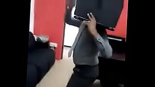 5-vs-1-viral-original-video-nakahiga-sa-bed