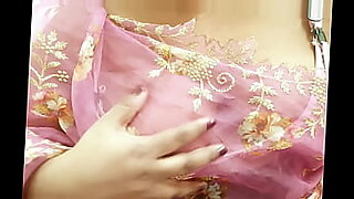 romance-with-sales-girl