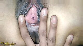 معاینه-دکتر-دختر-باکره-with-hot-chubby-stepmom-with-big