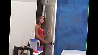 i fuck sister in law home wife clean home