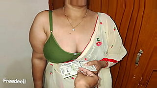 hindi-sexy-video-wali-bade-dudh-wali