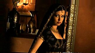 hot-wet-dancing-mujra-barsat-ka-mousam-pakistani-song