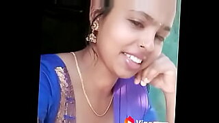 maa bete ka road sexy video