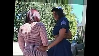 sexy-ebony-rides-coock-pro