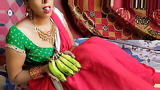 स्कुलमा-विध्याथी-र-सर-बिच