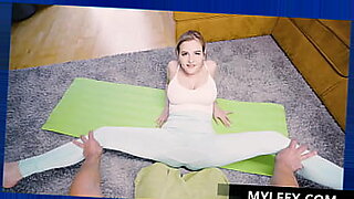 mom-and-son-yoga-pants-sex-video