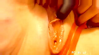 doggystyl-squirting-curvy-teen-fuck